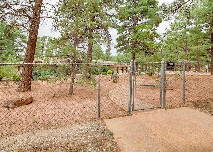 Deluxe Flagstaff Abode W/ Game & Outdoor Fun! Holiday home Elden Pueblo