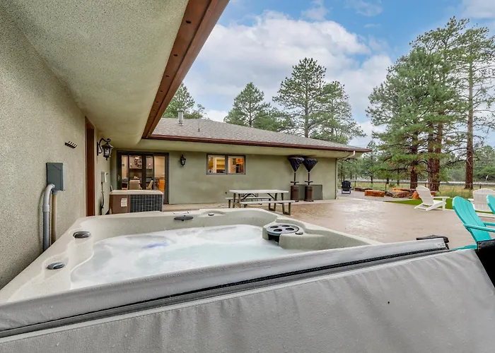 Deluxe Flagstaff Abode W/ Game & Outdoor Fun! Holiday home Elden Pueblo