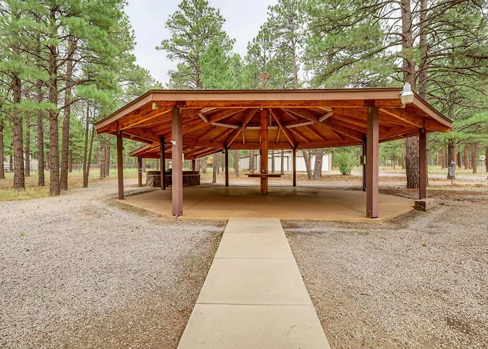 Deluxe Flagstaff Abode W/ Game & Outdoor Fun! Elden Pueblo